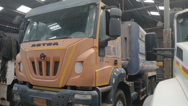 CAMION ALJIBE